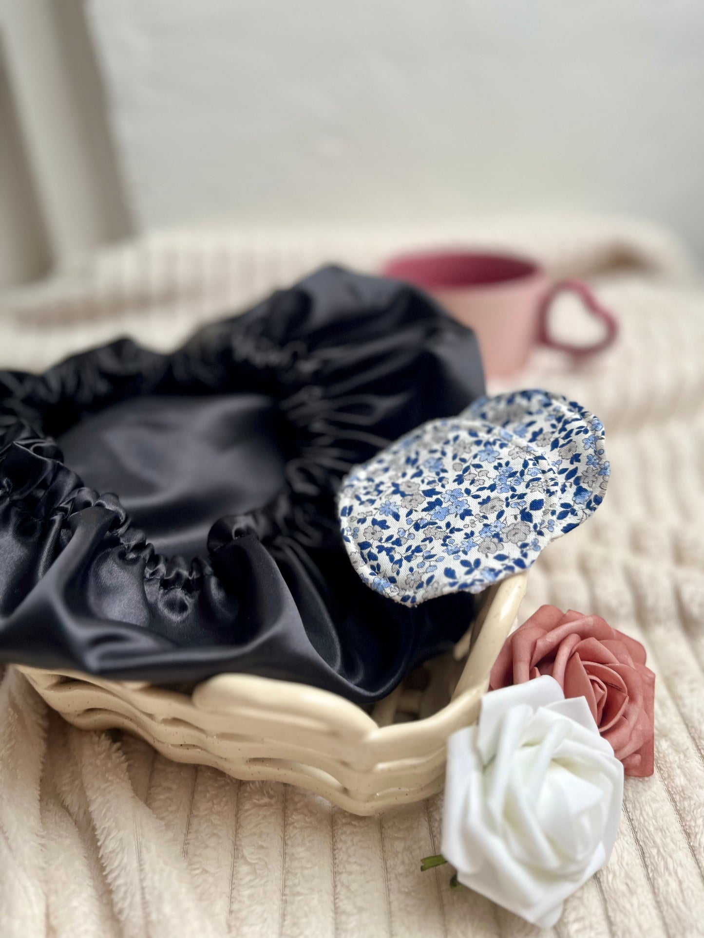 Lot bonnet de douche + cotons démaquillants lavables